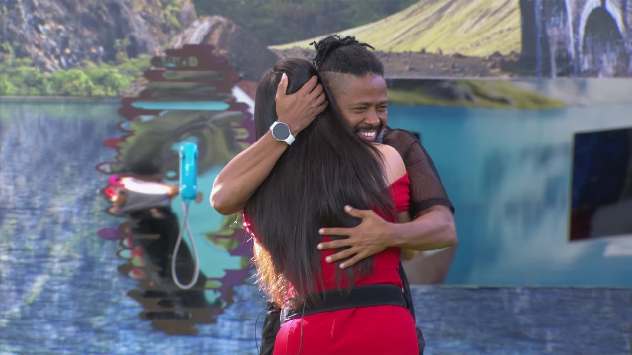 Leandro e Jordana celebram permanência no BBB 26; edição chega ao top 10
