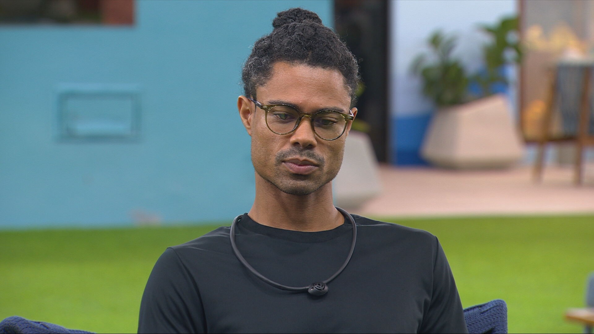 Breno avalia atitude de Jordana no jogo do BBB 26: 'Quando é surpreendida, faz o que quer'