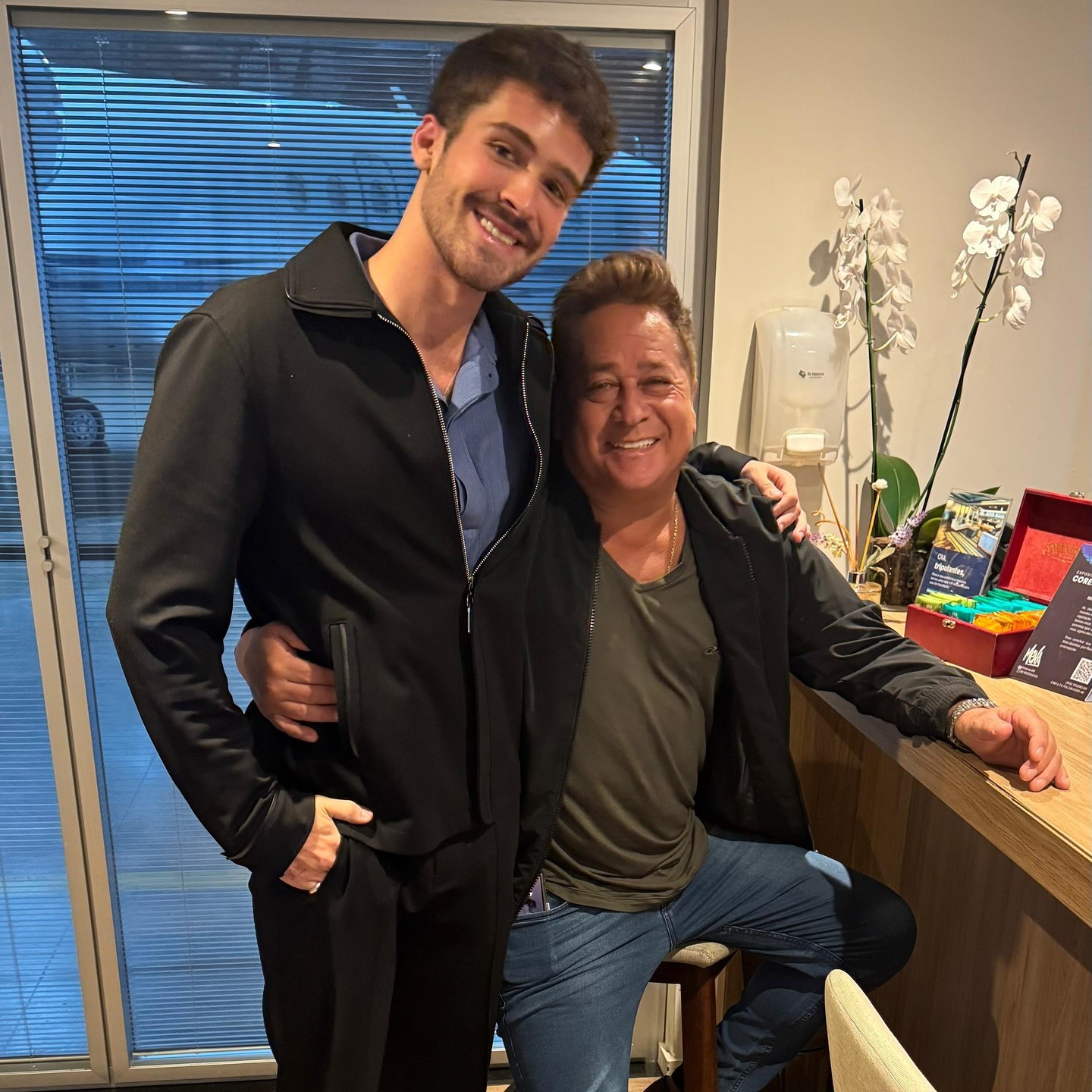 João Guilherme anuncia shows com o pai, Leonardo: 'João & Leonardo'