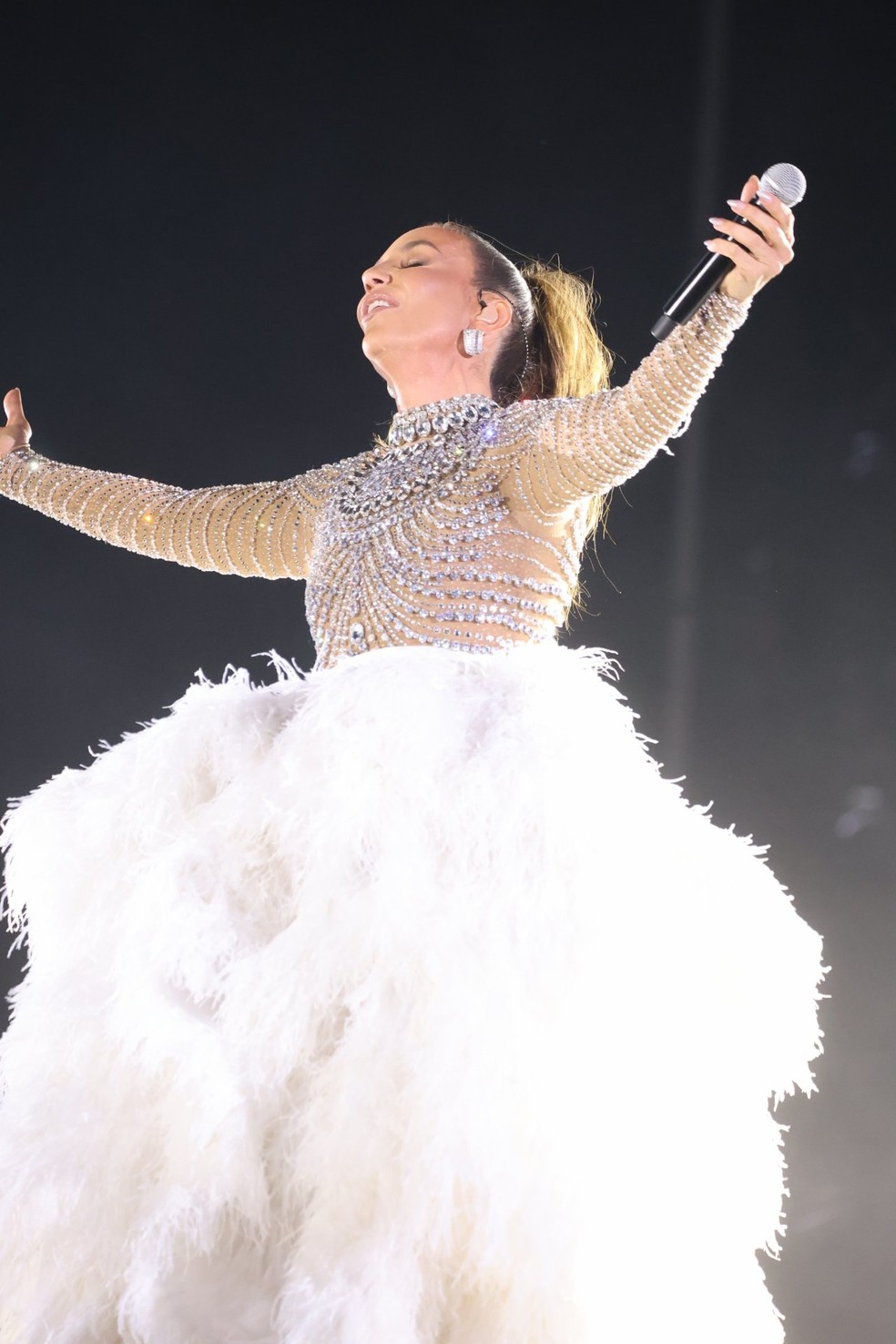 Primeiro look de Ivete em 'Ivete 3.0' — Foto: Daniel Pinheiro/BrazilNews