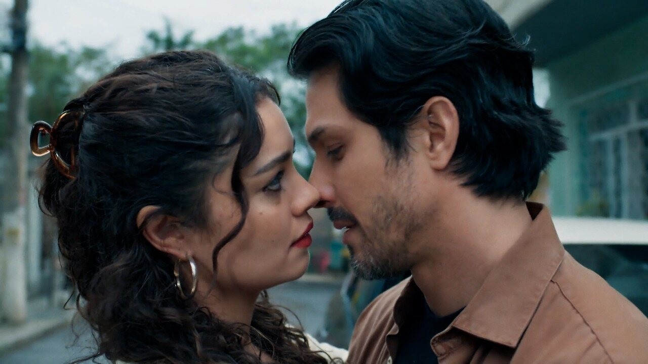 Três Graças: estreia tem mocinha em choque, vilã cruel e segredo descoberto