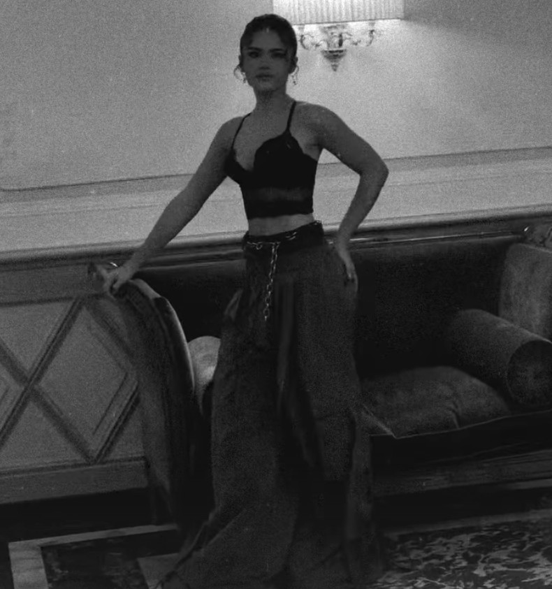 Maísa posta look estiloso para Semana de Moda de Milão e registra 'Miranda Priestly' na passarela