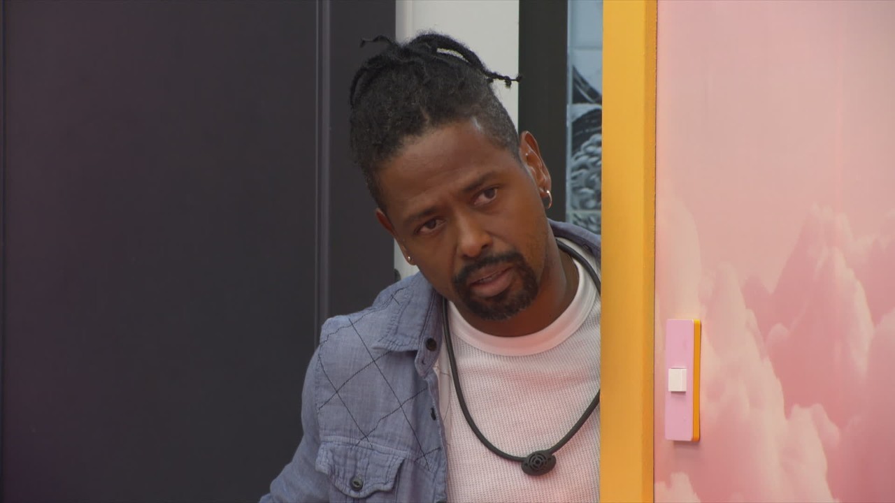 Após flagra de Jordana, Leandro Boneco pede à sister para arrumar sua cama: 'Do jeito que eu deixei'