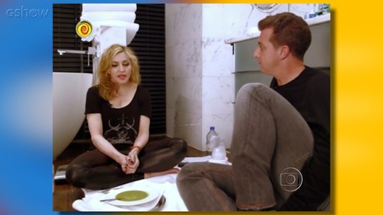 Madonna no Brasil: cantora já deu entrevista a Luciano Huck em chão de banheiro; relembre - Programa: Show da Madonna - Exclusivo Gshow 