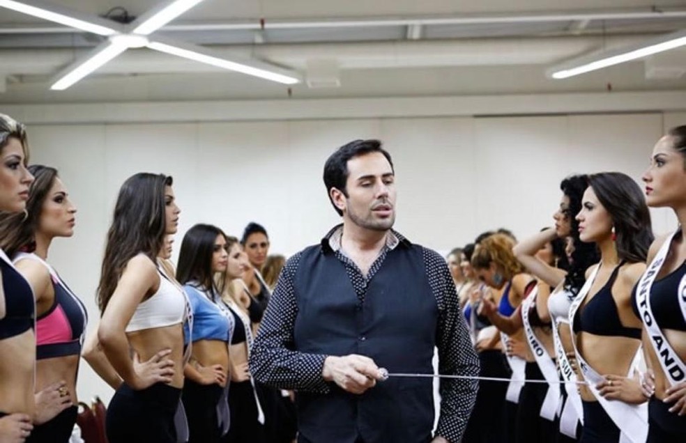 Evandro Hazzy é especialista em misses e trabalha com concursos desde a década de 1980 — Foto: Divulgação