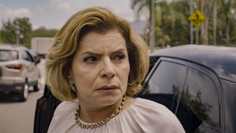 Odete Roitman sofre atentado em Vale Tudo e fica de frente com a morte — Foto: TV Globo/Divulgação