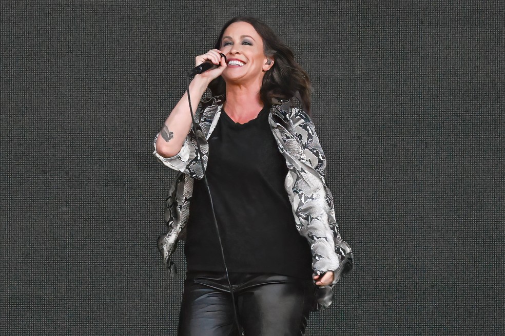 Alanis Morissette vem ao Brasil em novembro de 2023 — Foto: Astrida Valigorsky/Getty Images