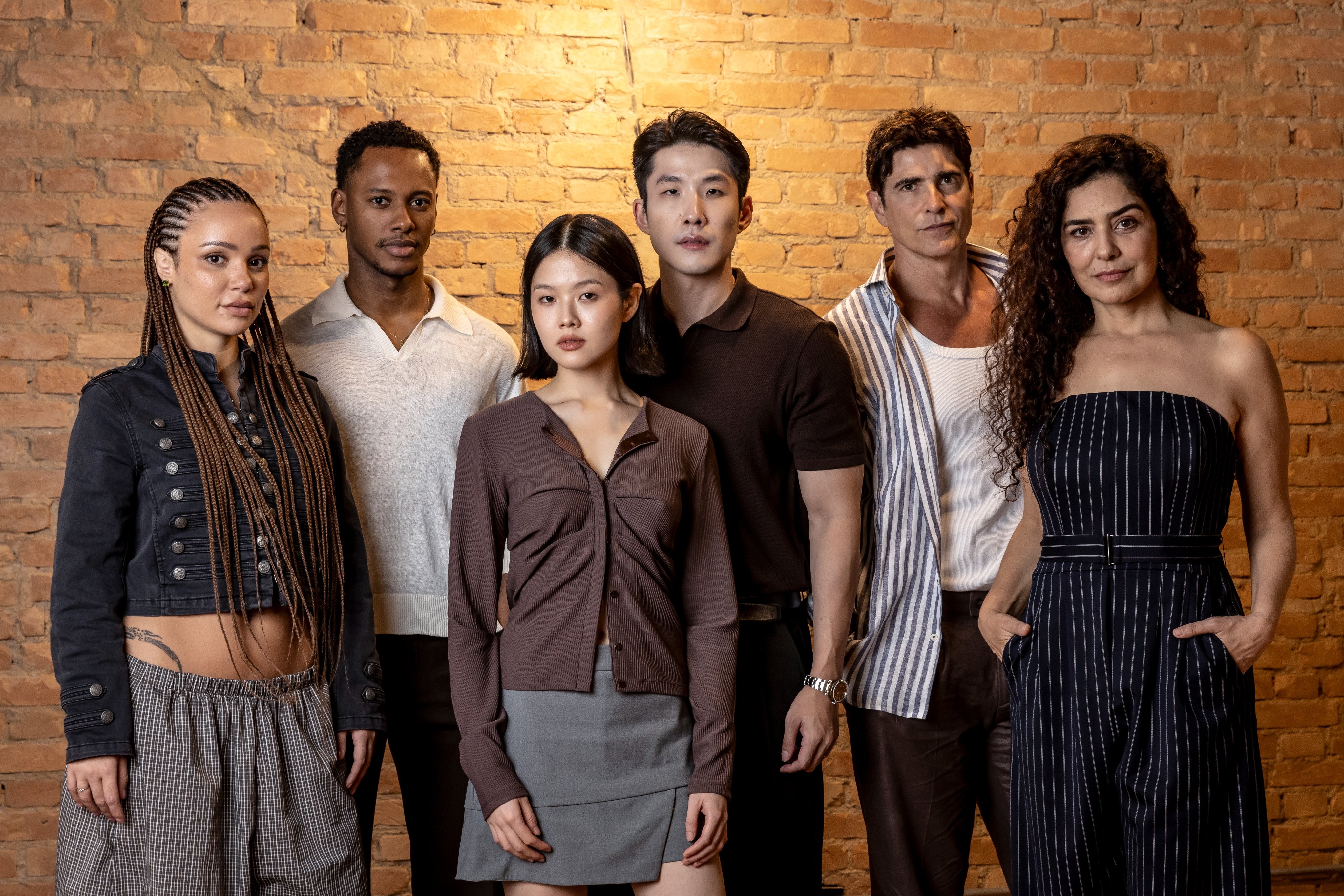 Reynaldo Gianecchini e Letícia Sabatella iniciam gravações de Tramas Cruzadas, nova série do Globoplay