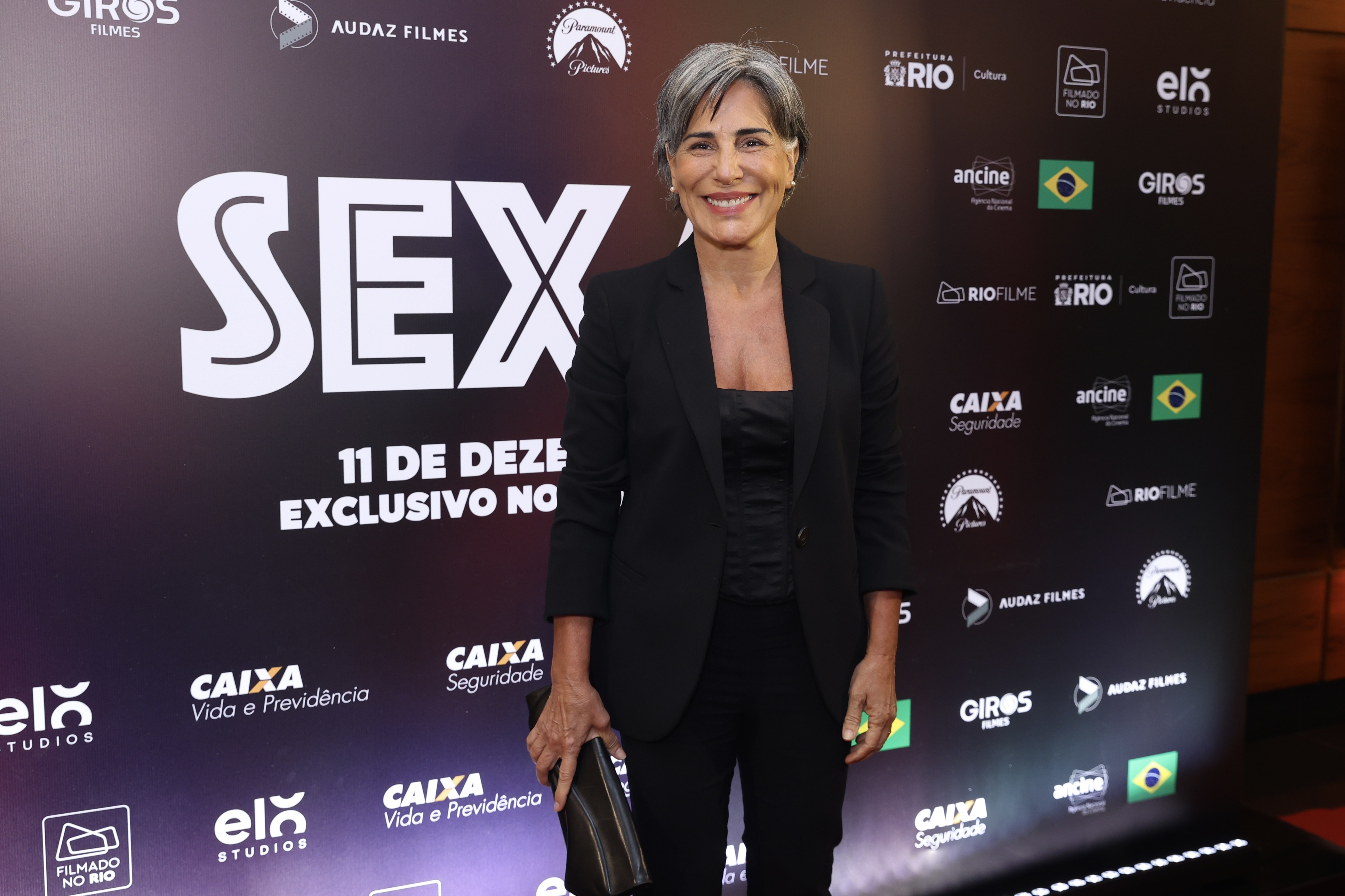 Estreando na direção, Gloria Pires lança filme ao lado de famosos no Rio de Janeiro