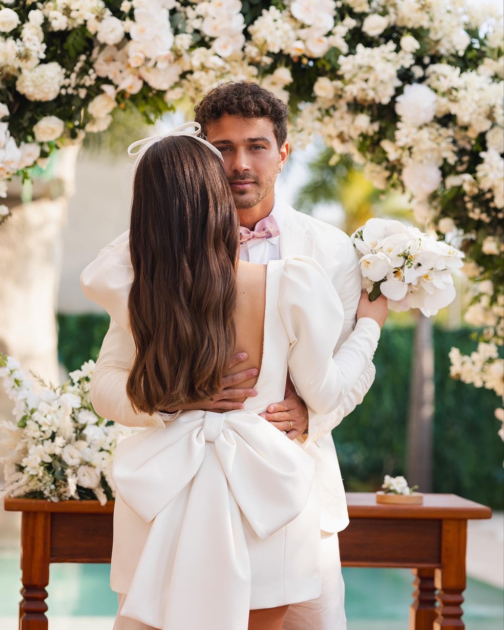 Larissa Manoela mostra mais fotos in&eacute;ditas do casamento &mdash; Foto: Reprodu&ccedil;&atilde;o/Instagram