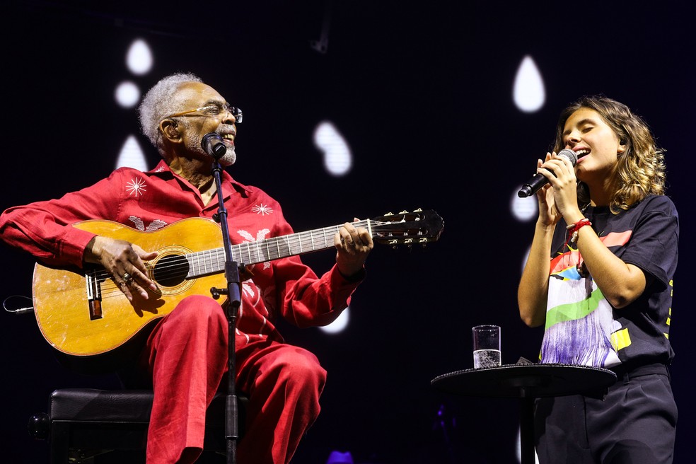 Gilberto Gil encerra passagem pelo RJ com participações de Jorge