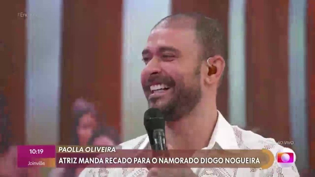 Diogo Nogueira Se Declara A Paolla Oliveira Ao Vivo Sou Apaixonado E Ao Mesmo Tempo Amo Tv 3446