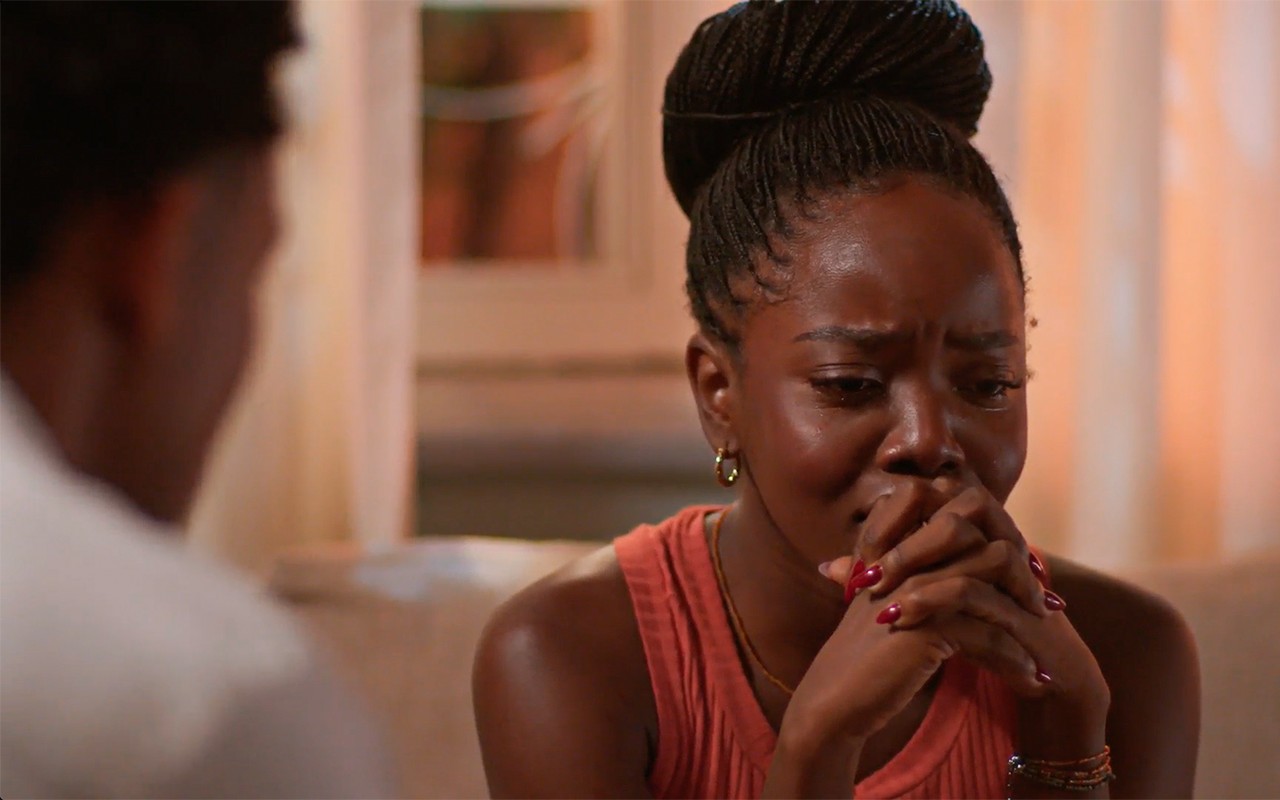 Leo chora ao ouvir de Samuel em Dona de Mim: ‘Você não é a mãe da Sofia’