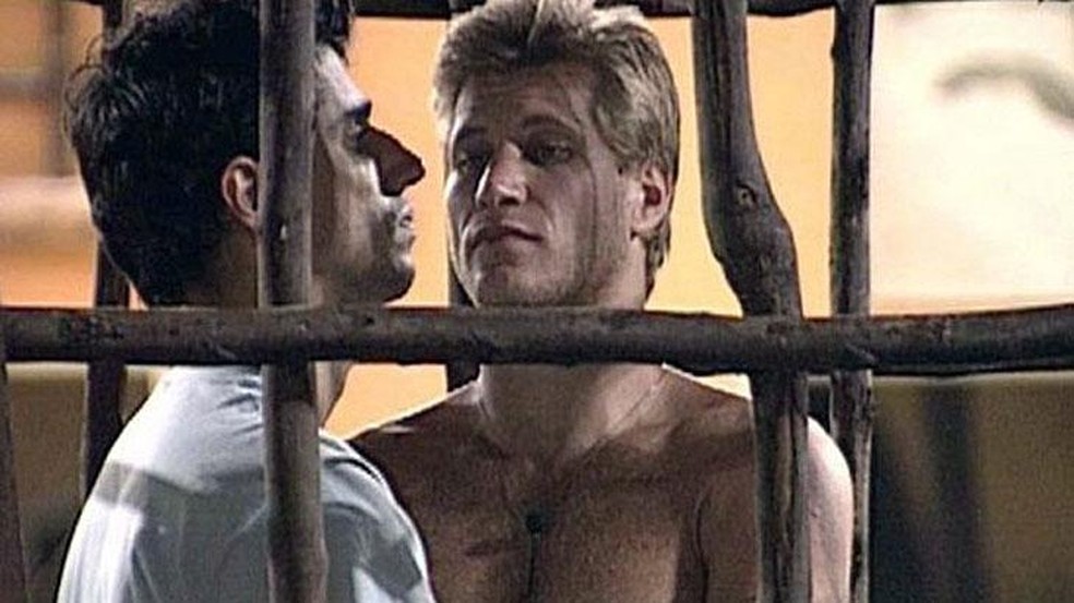 No BBB 7, Alemão e Cowboy se enfrentaram na Prova da Gaiola — Foto: Globo