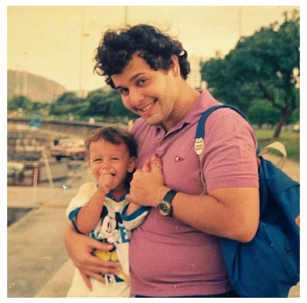 Jesus Luz criança com o pai — Foto: Arquivo pessoal