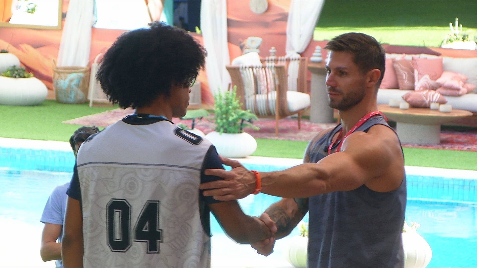 Jonas Sulzbach recebe Castigo do Monstro novamente e sofre dupla pontuação negativa no Cartola BBB