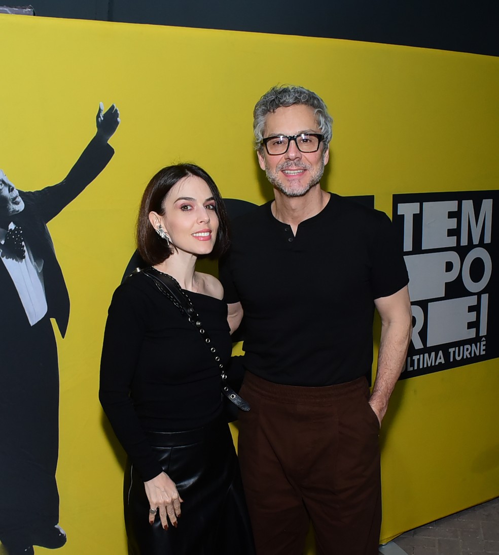 Gilberto Gil faz dueto com IZA e Zeca Pagodinho em show no Rio com