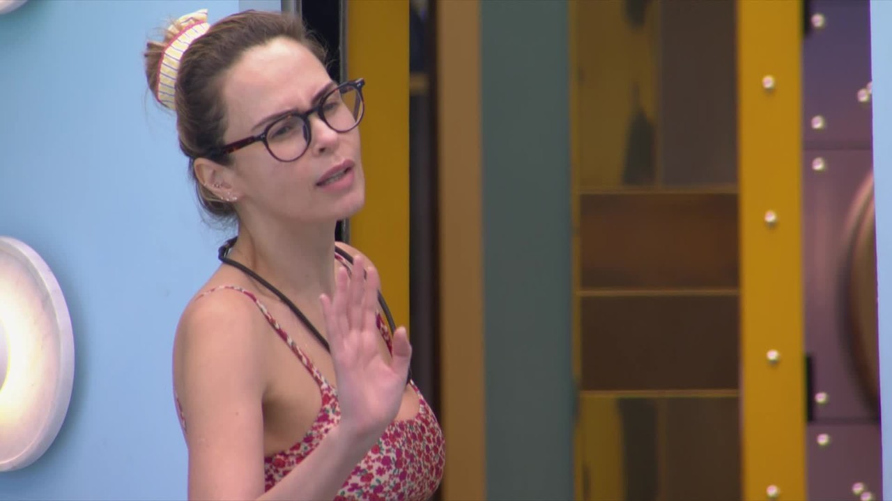 Alberto Cowboy aponta que Ana Paula Renault repete pautas e sister cobra: 'Acho bom você ter coragem'