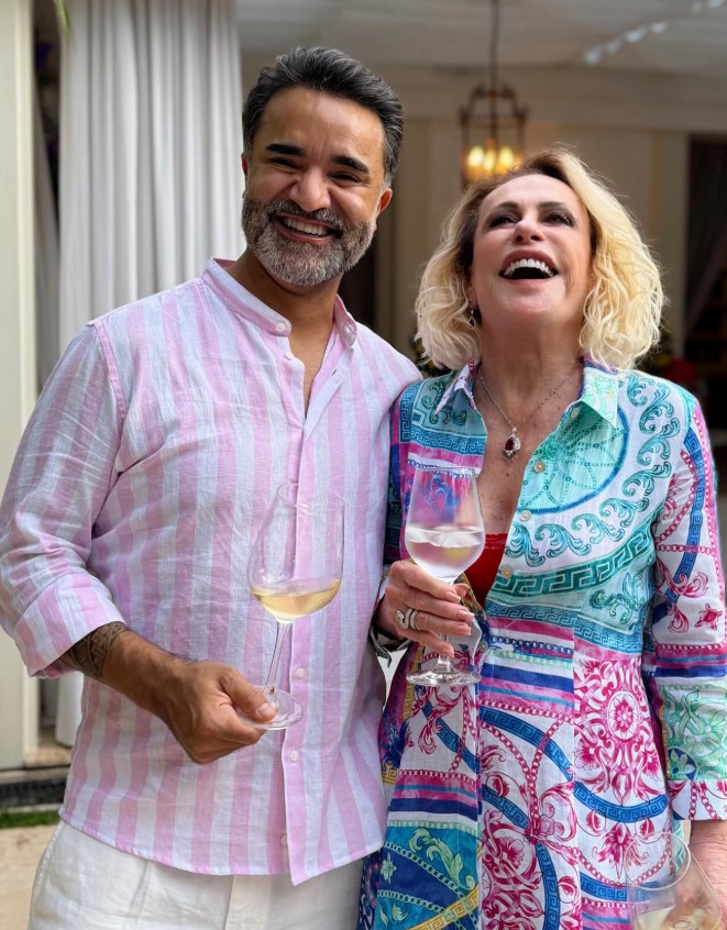 Ana Maria Braga publica homenagem ao marido: 'Presente que Deus me Deus'