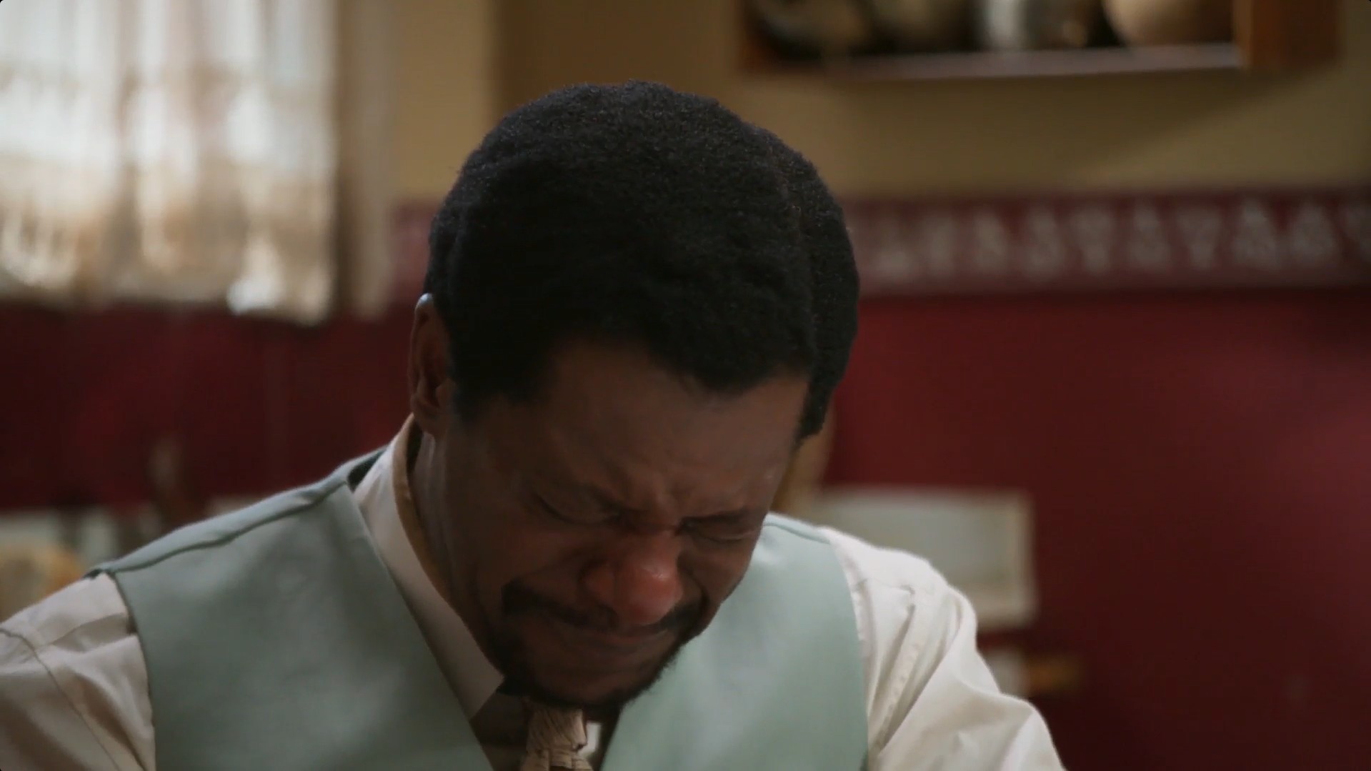 A Nobreza do Amor: por meio de Alika, José descobre que o irmão morreu