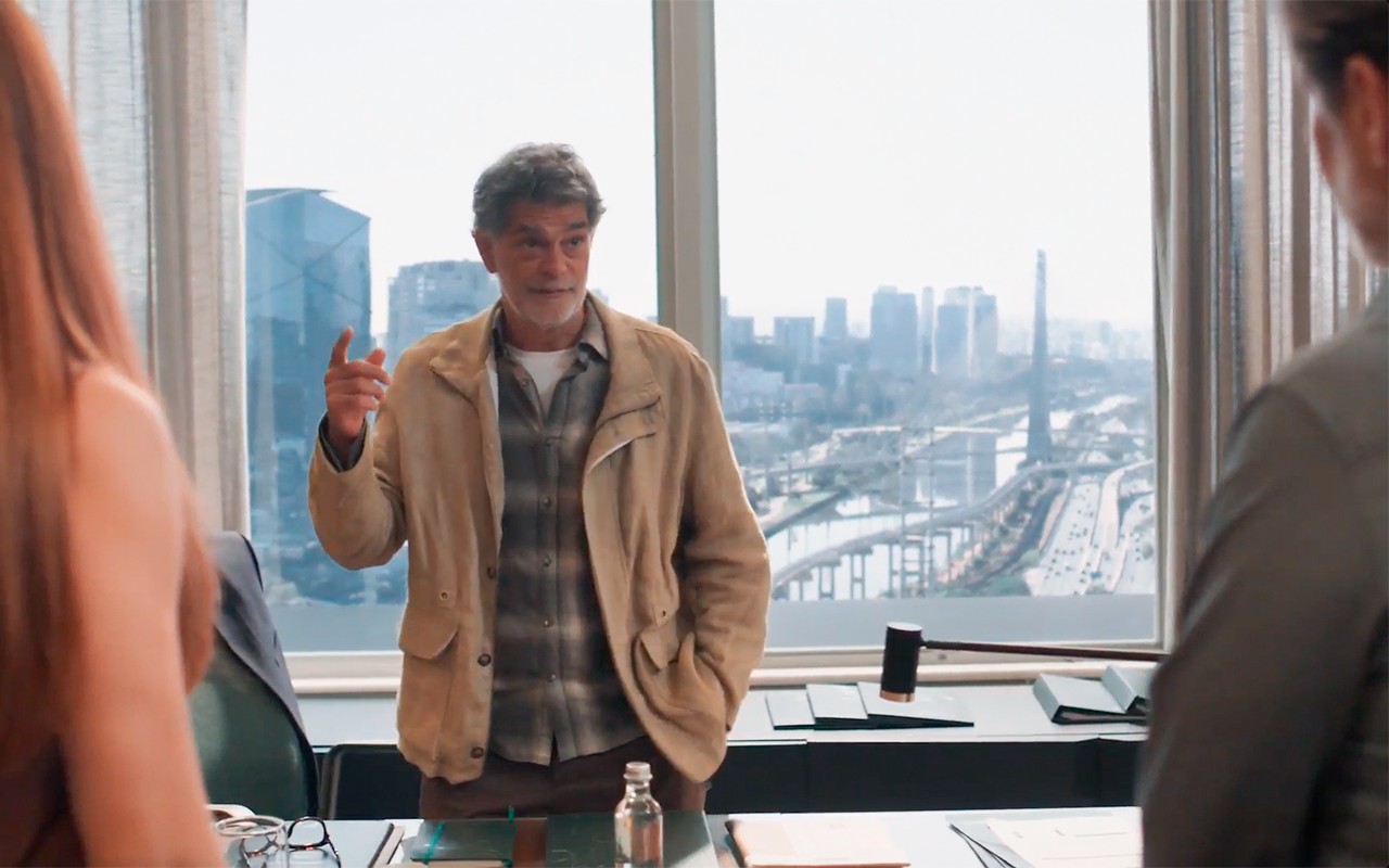 gshow em Três Graças: Rogério toma a empresa de Ferette