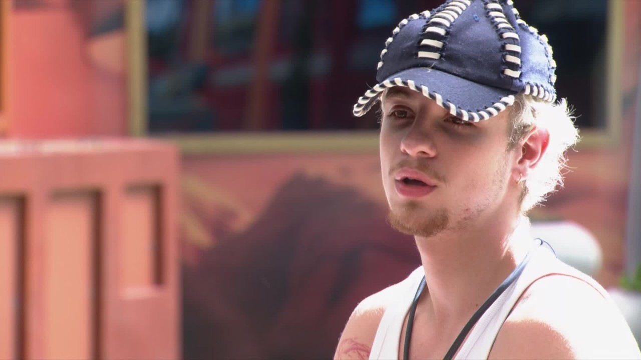 Juliano Floss pede que Chaiany não entre em discussão dele com Samira: ‘Não fica no meio disso'