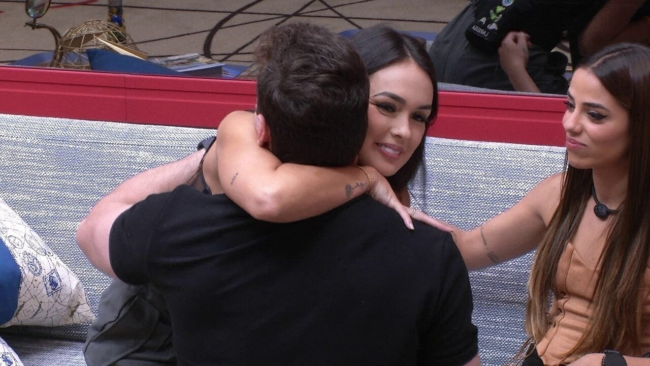 Larissa, do BBB 23, deseja boa sorte para Gustavo e Key Alves | Gshow