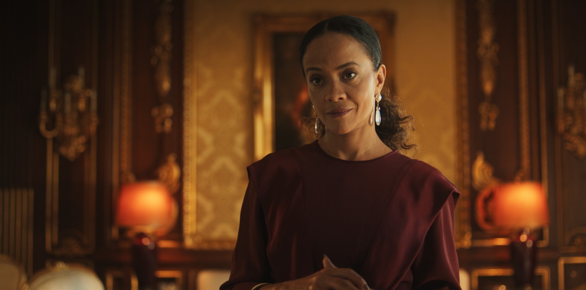 No ar em Dona de Mim, Aline Borges retorna em Arcanjo Renegado; veja foto exclusiva