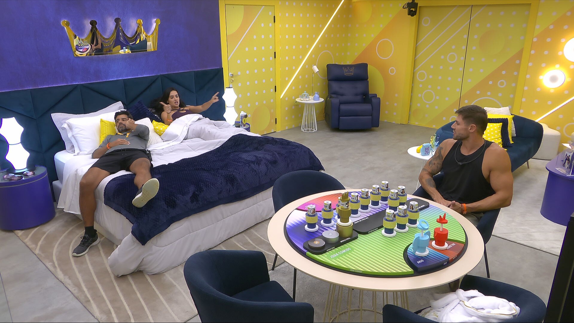 Jordana vê aproximação de Marciele com Gabriela, e diz: 'Deu ruim comigo, pega e me exclui'