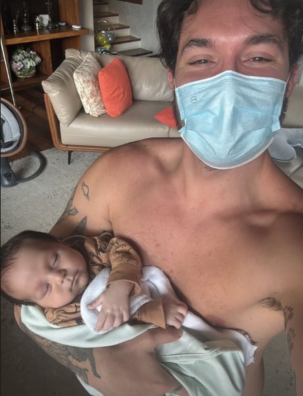 Eliezer posta foto com Ravi — Foto: Instagram
