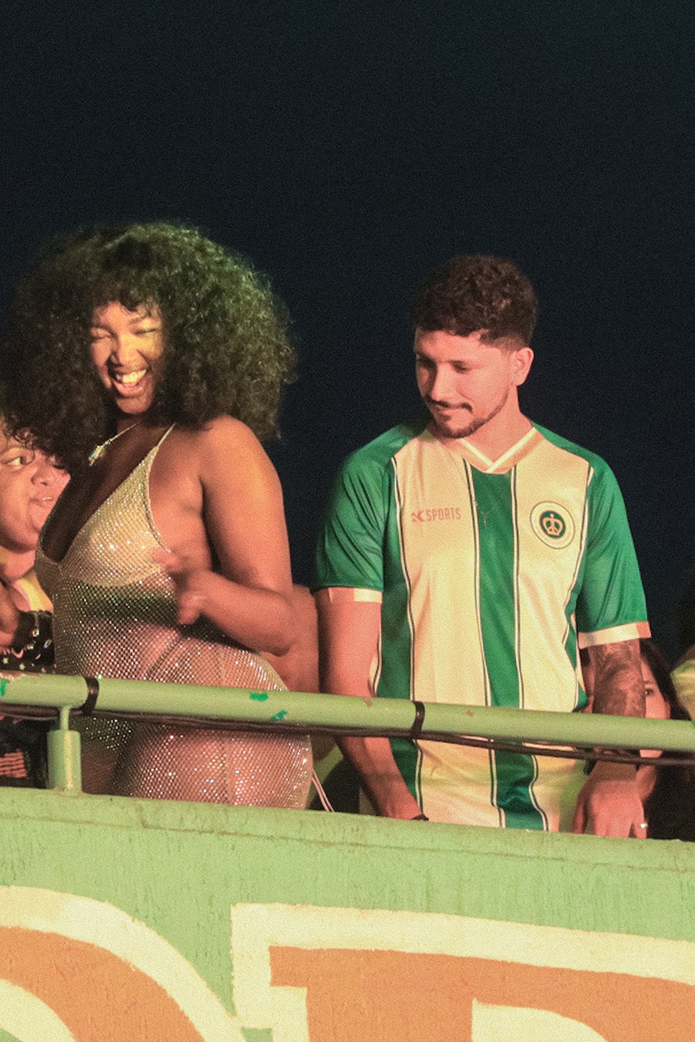 IZA curte show com Yuri Lima ap&oacute;s ser apresentada como Rainha de Bateria da  Imperatriz | Carnaval | gshow