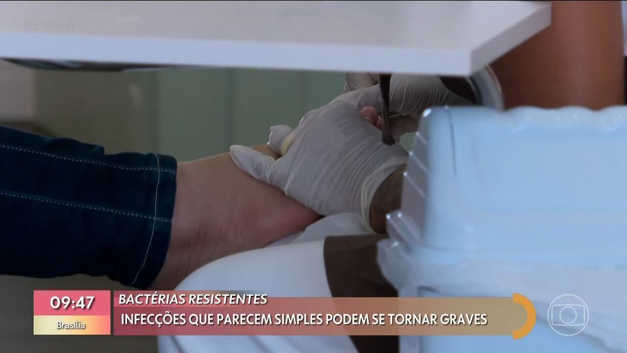 Patrícia Poeta relembra susto com bactéria na garganta: 'Faltava pouco para chegar no coração'