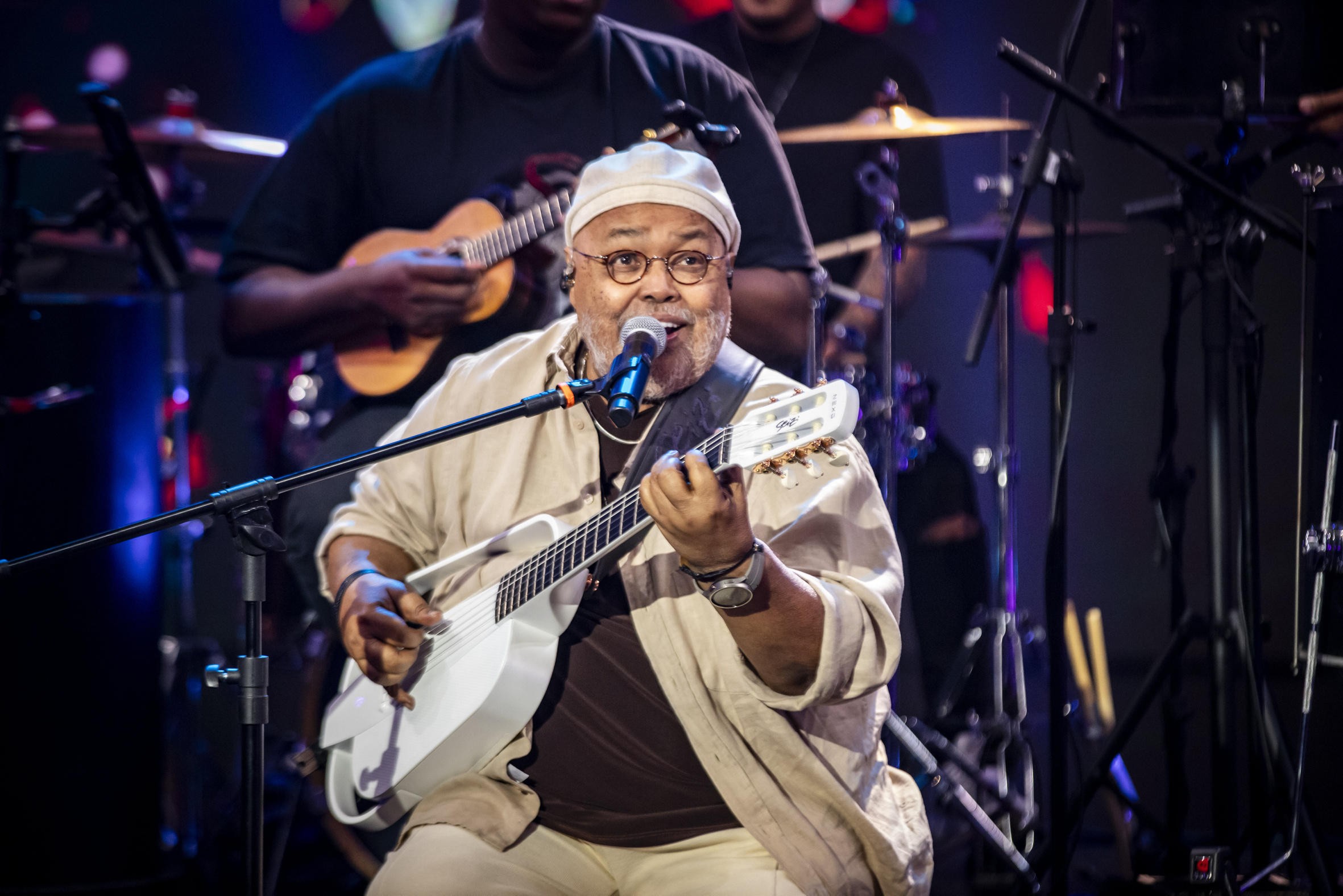 Filha de Jorge Aragão nega aposentadoria do cantor: 'Agenda de 2026 praticamente já preenchida'