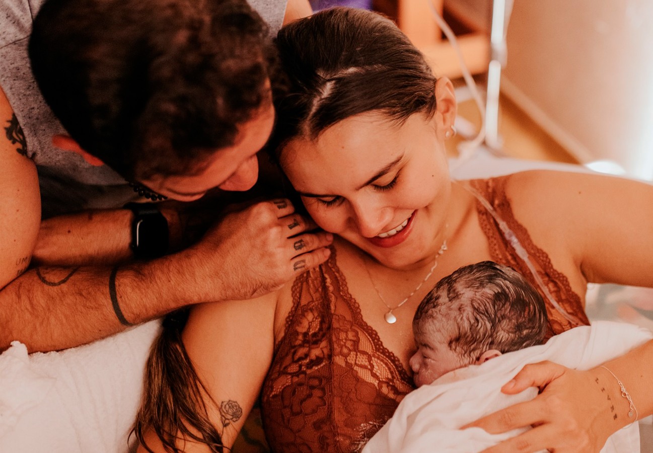 Bráulio Bessa anuncia nascimento da segunda filha, Tereza