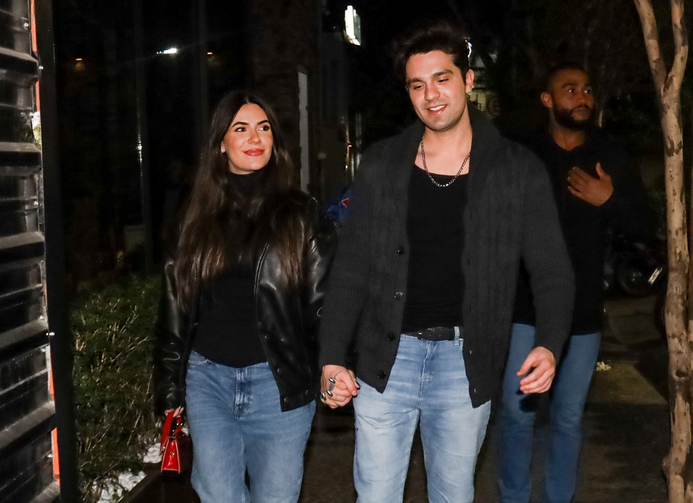 Luan Santana e Jade Magalhães — Foto: Brazil News