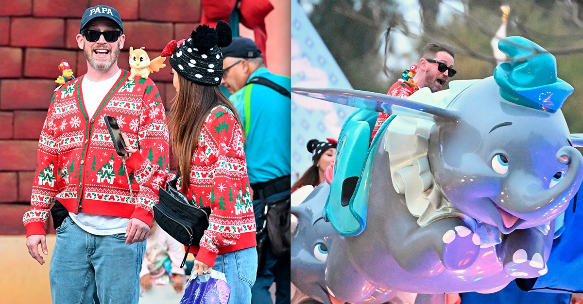 Símbolo do Natal, Macaulay Culkin curte Disney com a família com looks natalinos combinando