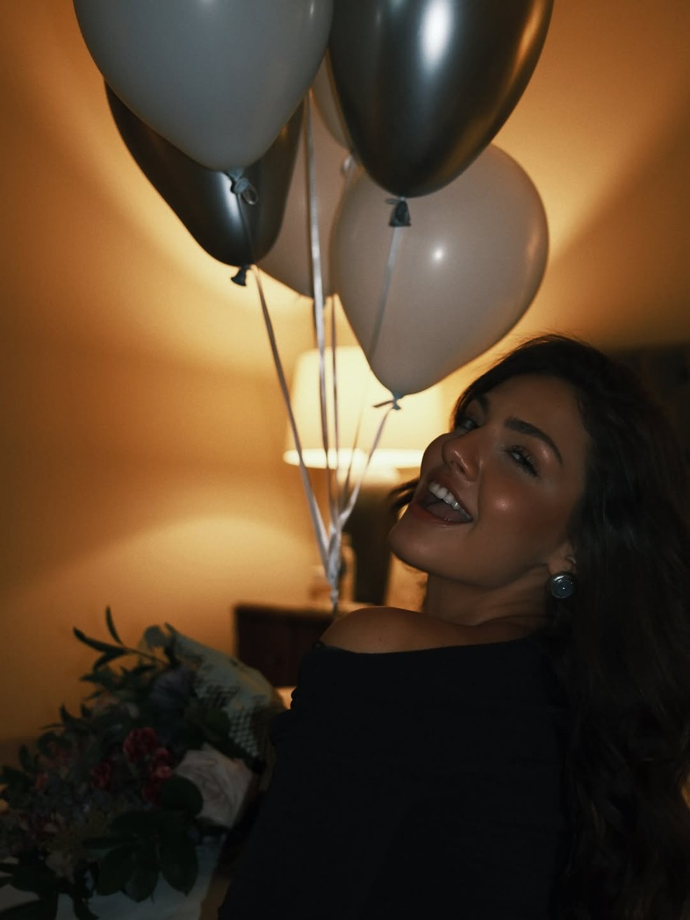 Caio Castro se declara para Vitoria Bohn em aniversário da atriz: ‘Eu amo você’ — Foto: Reprodução/Instagram