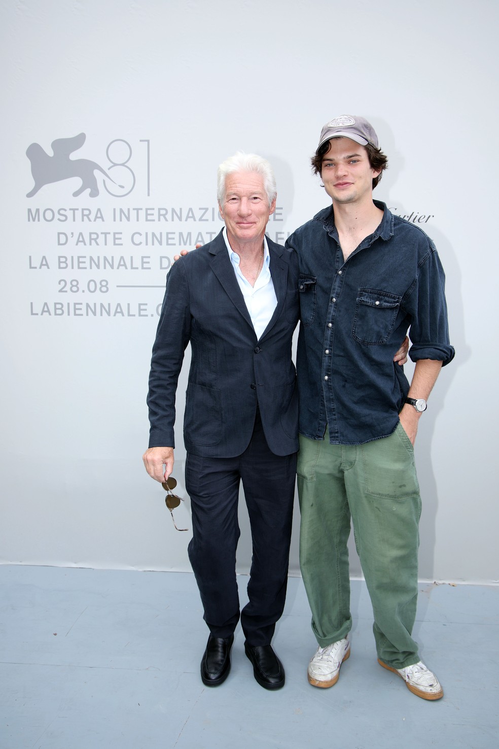Richard Gere com o filho no Festival de Veneza — Foto: Getty Images