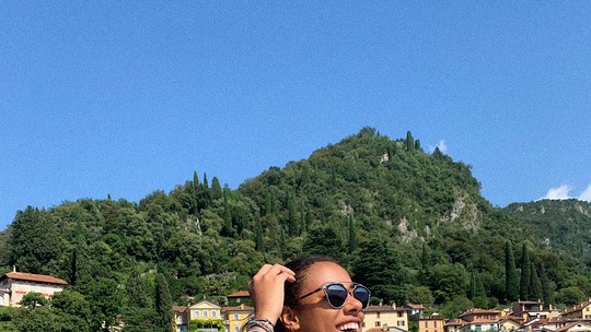 Yara Charry abre álbum de viagem à Itália e despista sobre solteirice: 
'Vivendo os momentos especiais'