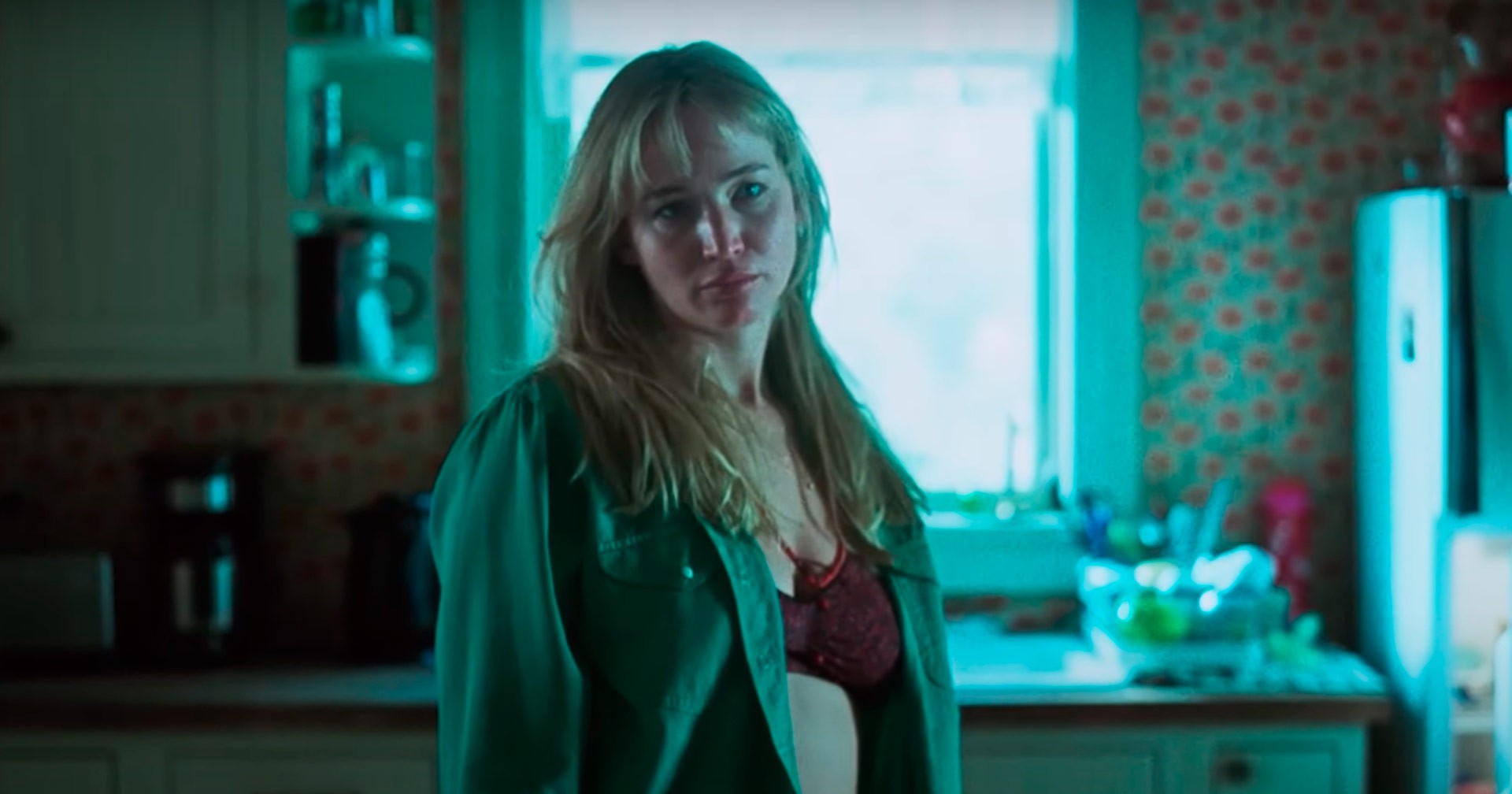 'Morra, Amor!' traz Jennifer Lawrence em papel intenso sobre o puerpério