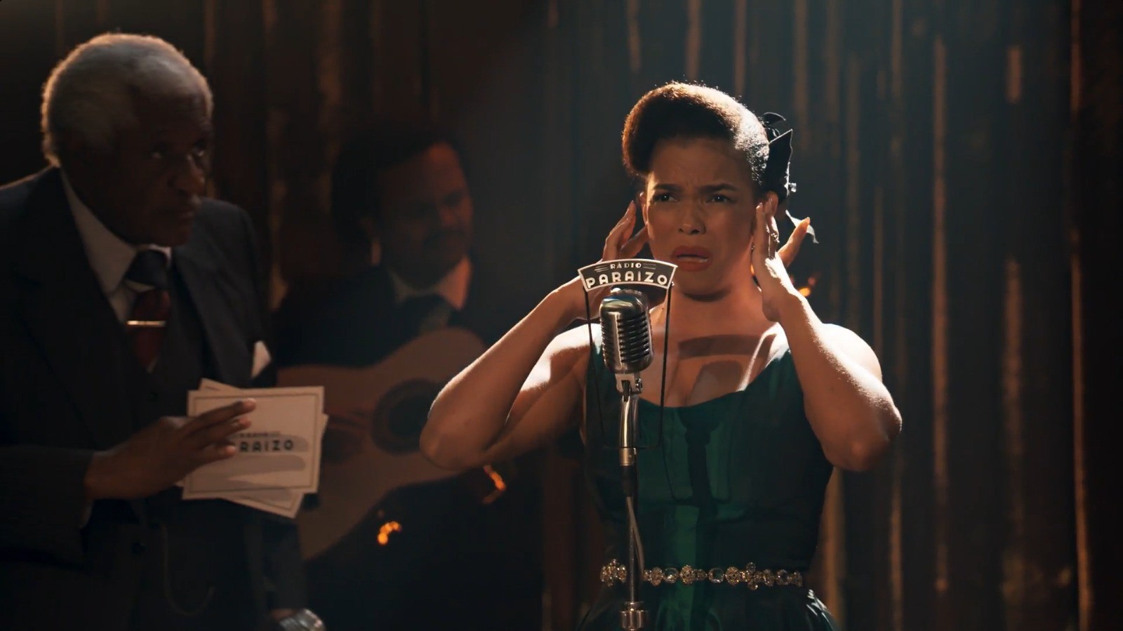Êta Mundo Melhor : Olímpia destrói show de Dita na rádio