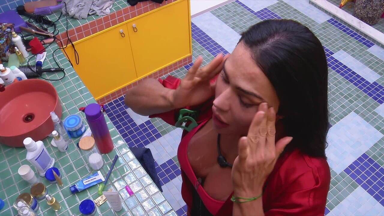 Gracyanne Barbosa faz procedimento íntimo e comenta resultado: 'Me sentindo mais sensual e poderosa'