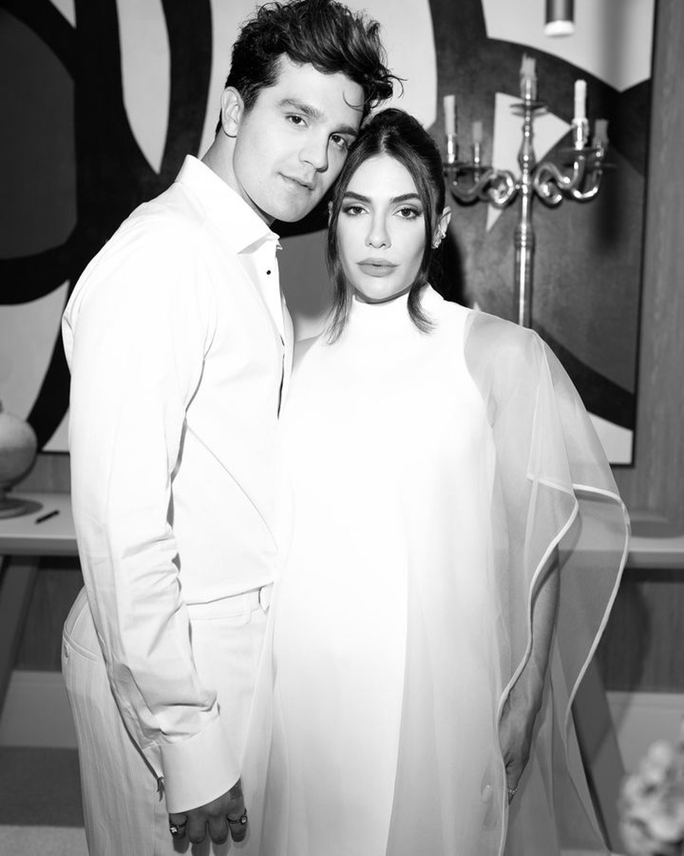 Jade Magalhaes mostra fotos de casamento com Luan Santana — Foto: Reprodução/Instagram