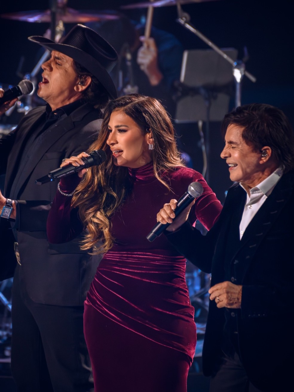 Simone Mendes com Chitãozinho & Xororó em gravação de show — Foto: Reprodução/Instagram