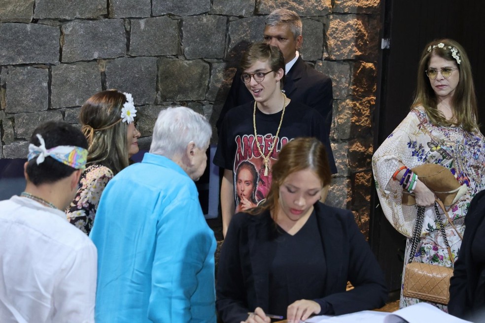 Joaquim chegando na festa de Angélica — Foto: Brazil News