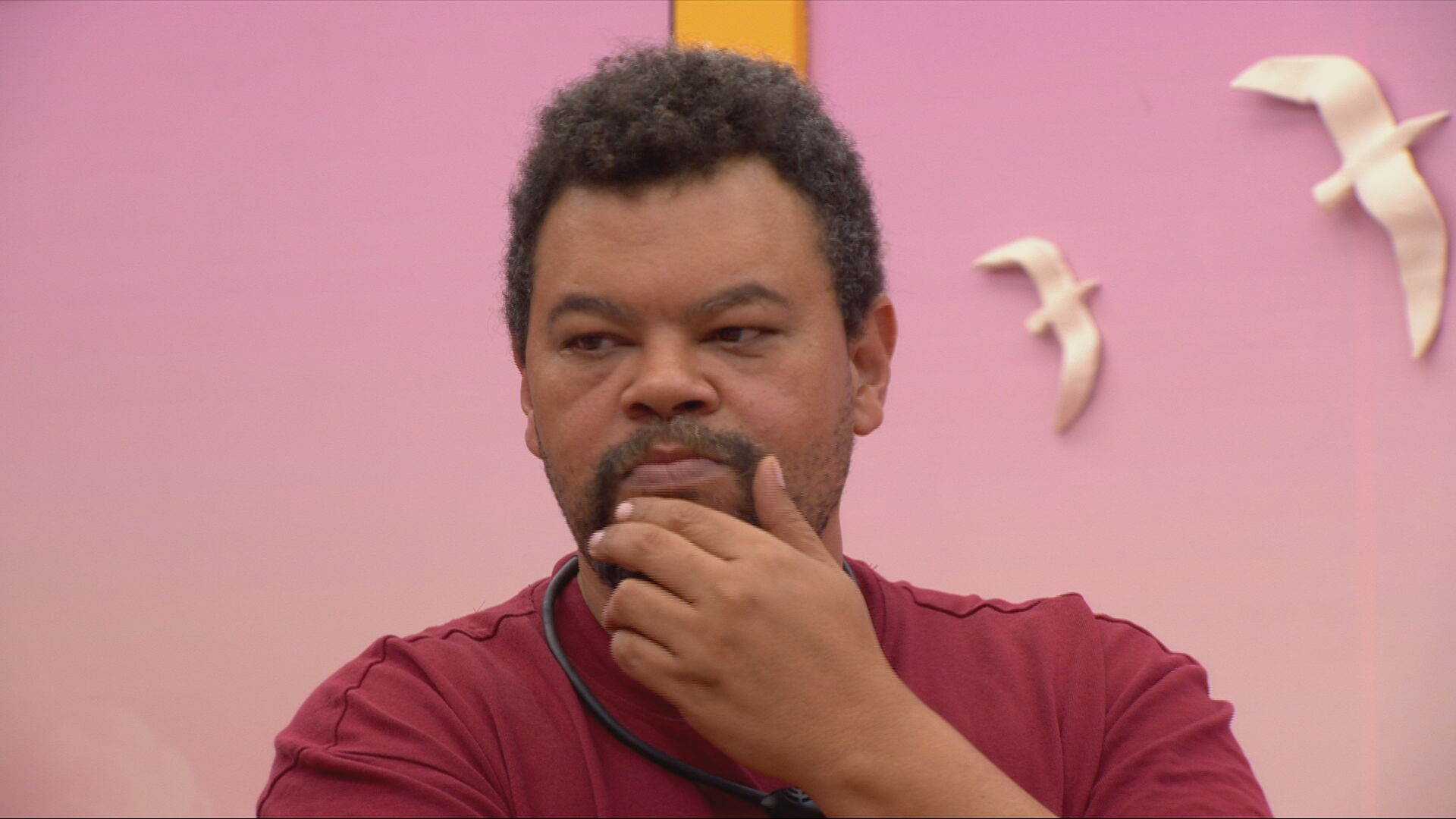 Babu Santana propõe nova aliança no Quarto Sonho de Voar e afirma: 'Ana Paula e Milena já deu'