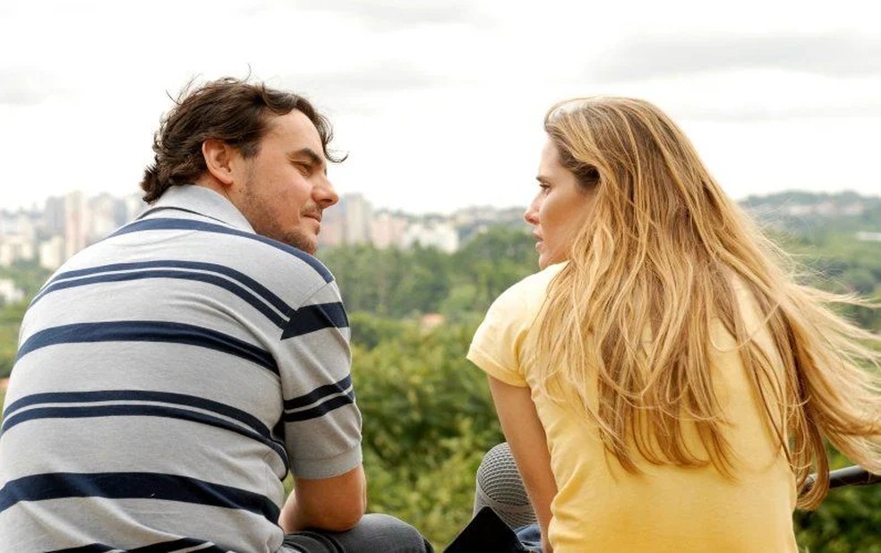 Cássio Gabus Mendes e Deborah Secco em Bruna Surfistinha — Foto: Reprodução/Redes sociais