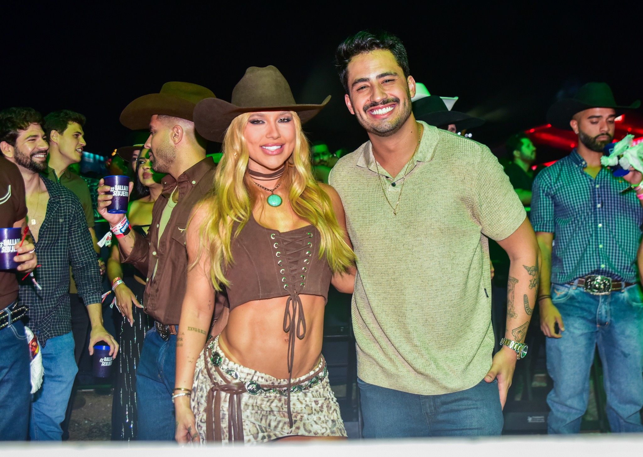 Virgínia Fonseca posa com ex-cunhado Matheus Vargas no Caldas Country