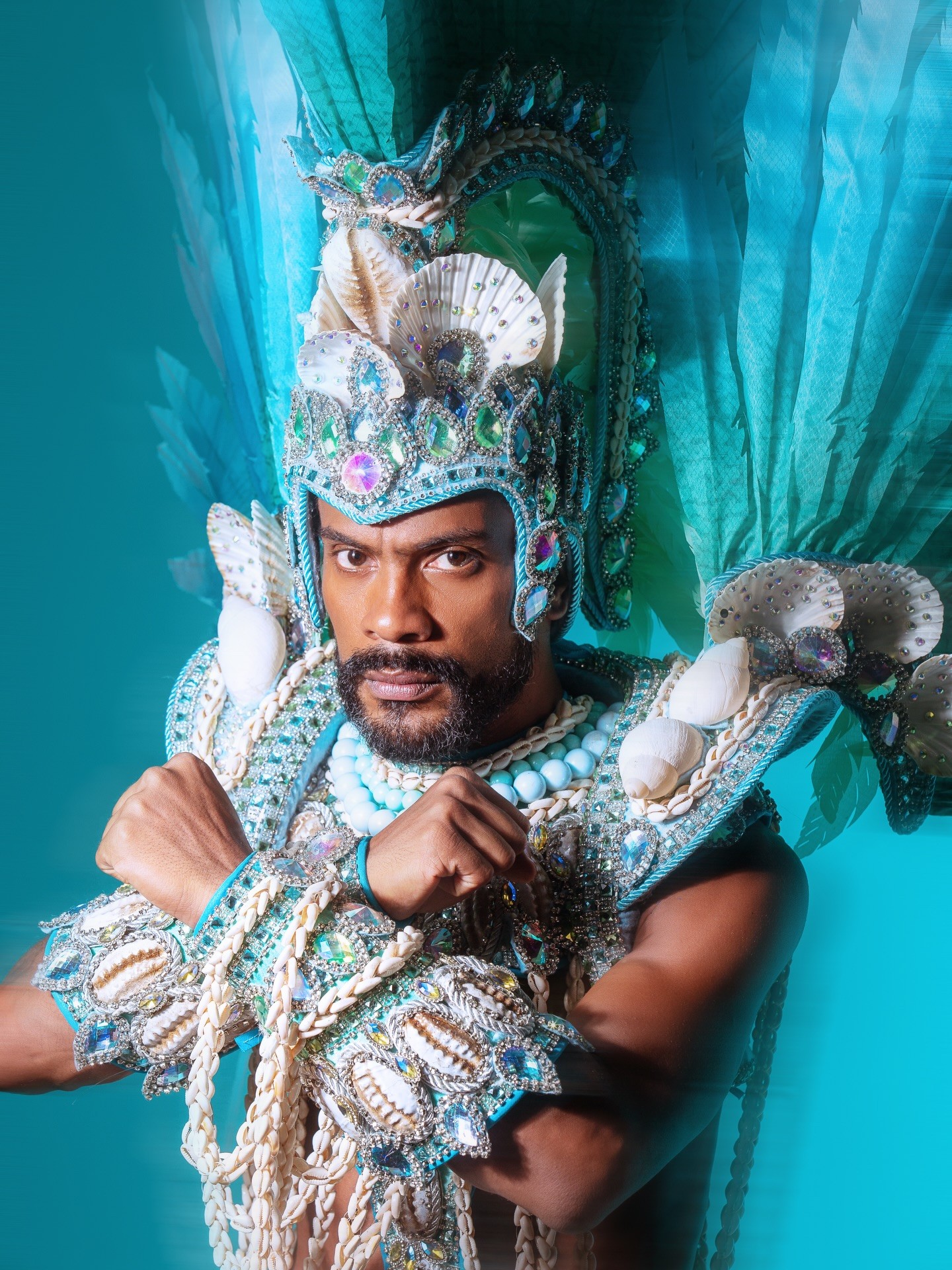 Samuel de Assis desfila doente na Beija-Flor: 'Febre de 39 graus'