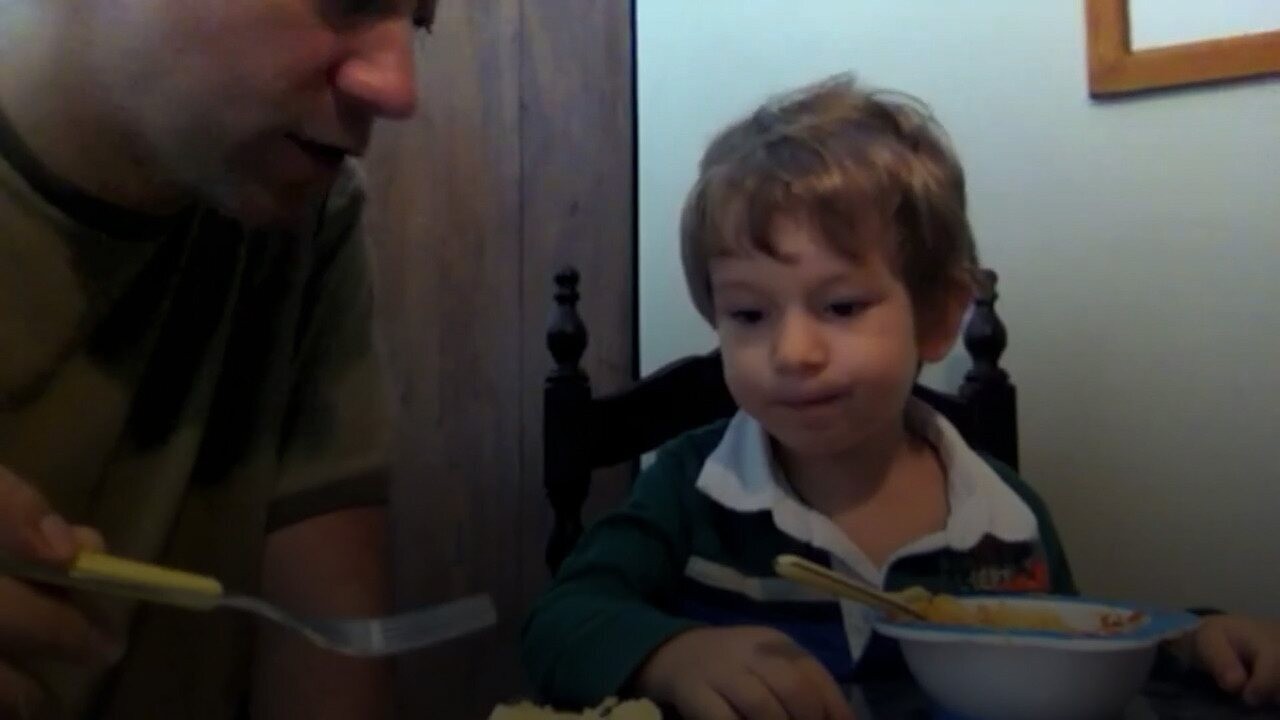 Bruno Gouveia, do Biquini Cavadão, relembra morte do filho em acidente aéreo: 'O que me salvou foi o amor'